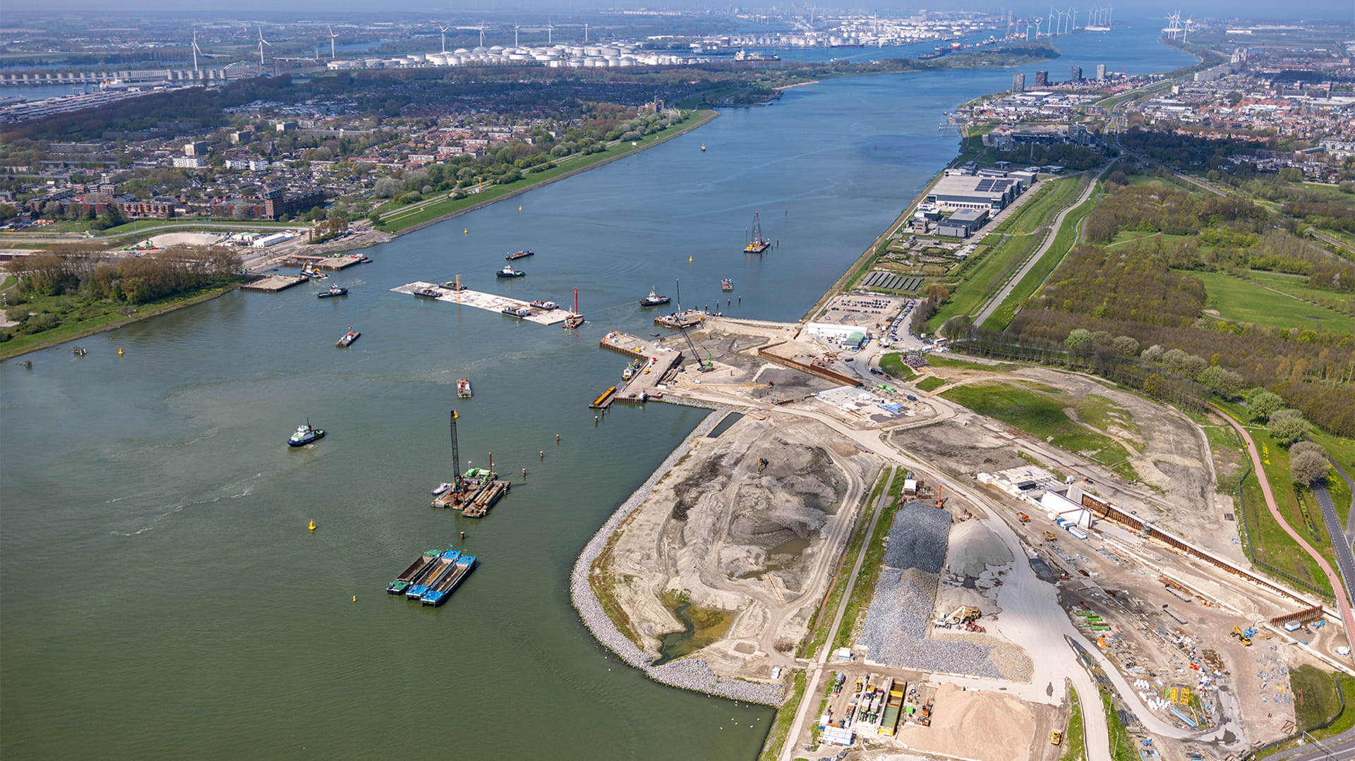 Bird view of a river with tunnel elements